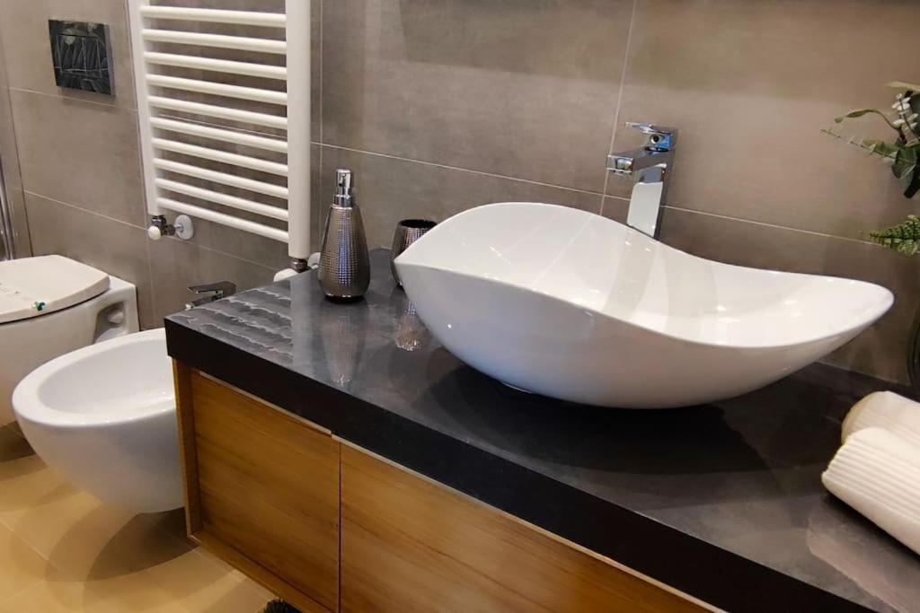 Апартаменты Casa Relax - 500 Mt. Dal Centro Турин Экстерьер фото