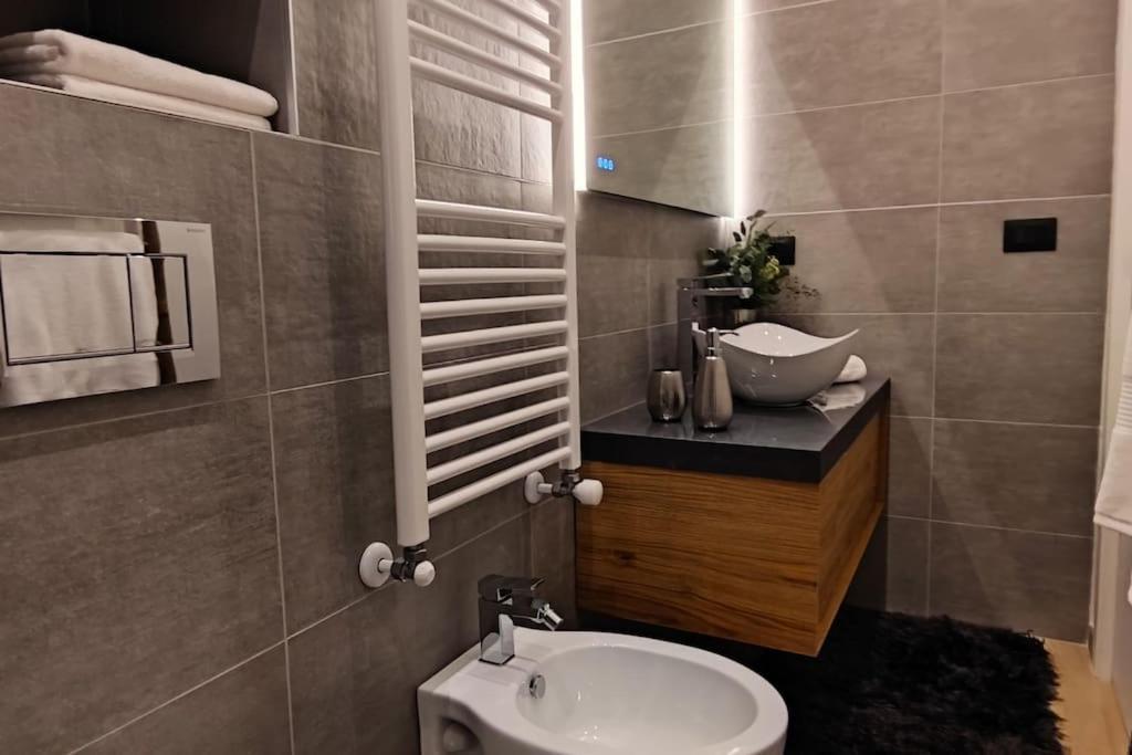 Апартаменты Casa Relax - 500 Mt. Dal Centro Турин Экстерьер фото